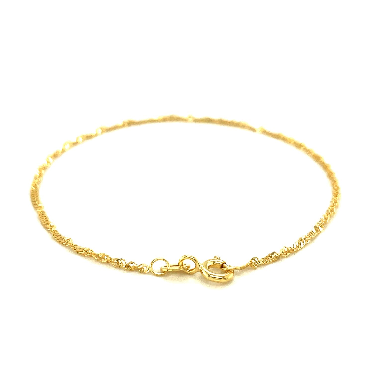 A 10k yellow gold Singapore bracelet with a spring ring clasp.
