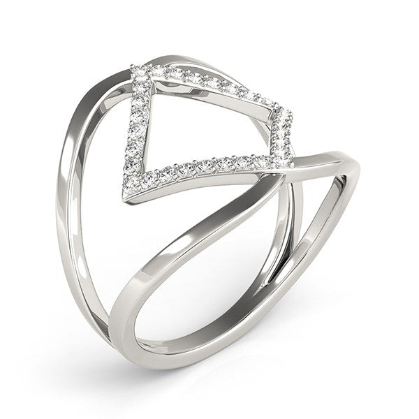 14k white gold ring with an interlaced band and a diamond-studded geometric design.