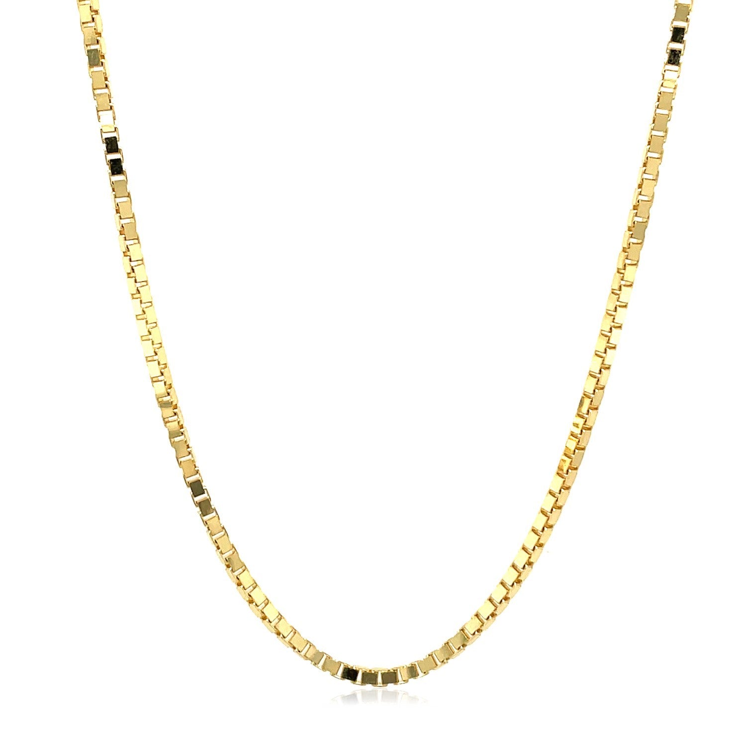 A 14K yellow gold classic box chain.