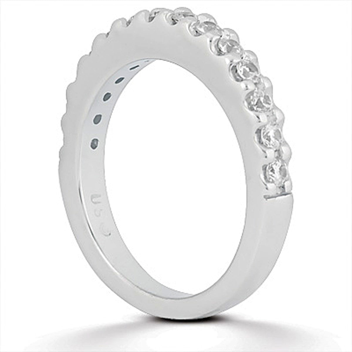 14k white gold shared prong diamond wedding ring band with 14 round diamonds.
