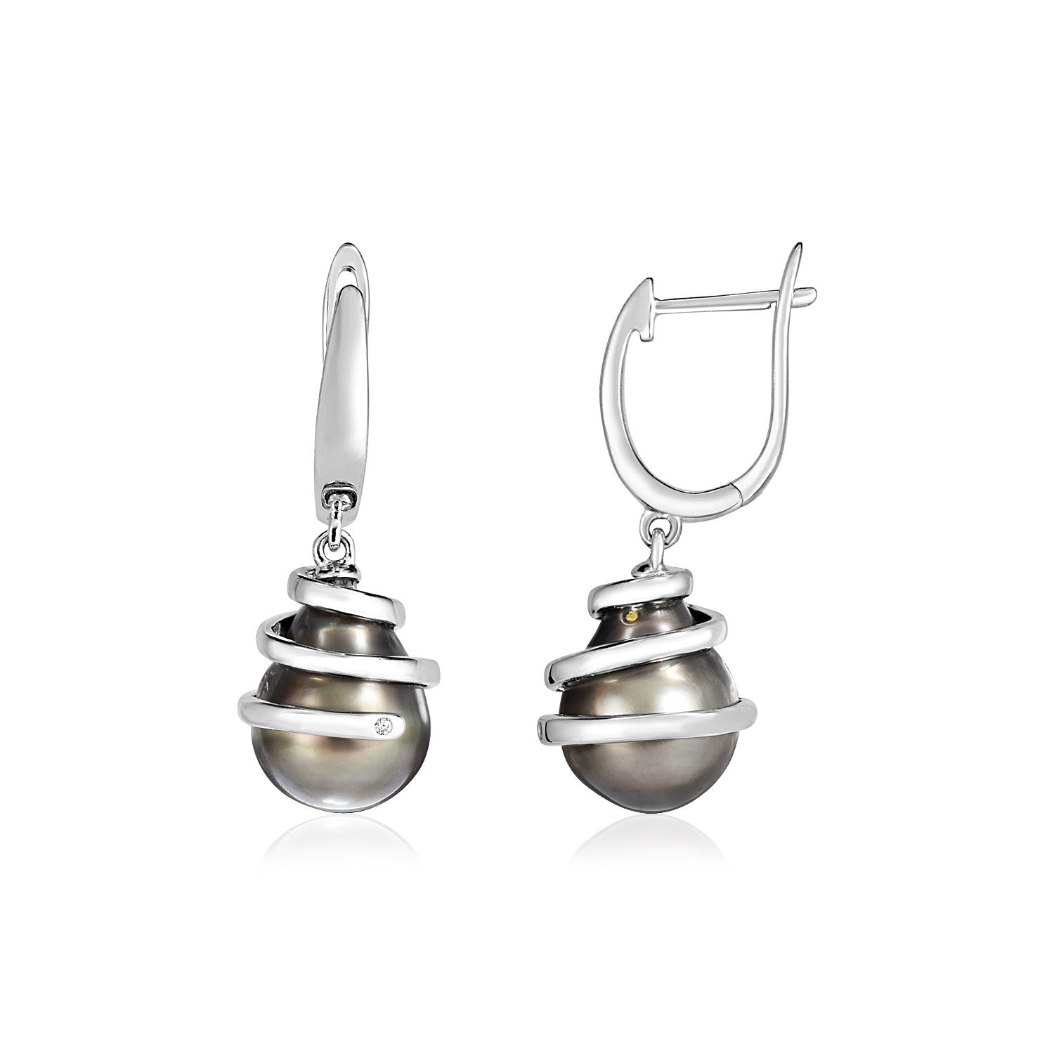 Sterling silver twist earrings with pear-shaped black pearls and lever back clasps.