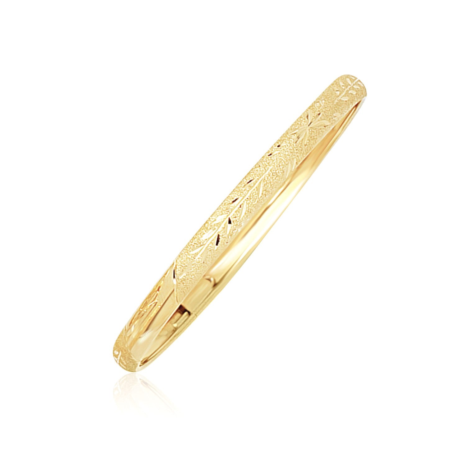 10k yellow gold children's dome bangle with a diamond-cut Florentine pattern.