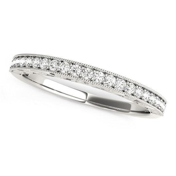 14k white gold milgrain bordered round diamond wedding band with 21 prong-set diamonds.